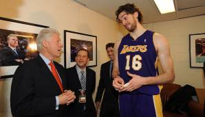 Pau Gasol (Spanien): Da staunt selbst Bill Clinton: Im Brudertausch nach Hollywood gekommen, führte Gasol die Lakers als Kobe-Sidekick zu zwei Titeln. Auch mit mittlerweile 37 Jahren ist er noch für Double-Doubles gut.