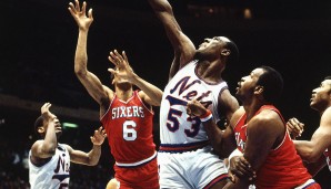 1984: Nets (6) - Sixers (3) 3:2 - Das war's mit dem Traum von Repeat. Der Champion aus Philly ging in der ersten Runde gegen New Jersey raus - trotz Dr. J, Moses Malone und Mo Cheeks