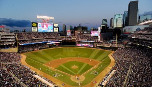 Target Field in Minneapolis: Seit 2010 spielen die Minnesota Twins unter freiem Himmel. Zuvor trugen sie ihre Heimspiele im stickigen Metrodome aus