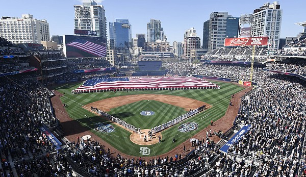 PETCO Park in San Diego: Ein gigantischer Ballpark, in dem 2016 das All-Star Game stattfand. Homeruns schlagen hier nur echte Power-Hitter