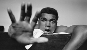 Ein Jahr ist vergangen, seit einer der größten Sportler aller Zeiten am 3. Juni 2016 von uns gegangen ist. Cassius Marcellus Clay Jr alias Muhammad Ali. Weltmeister. Legende. Oder einfach: The Greatest of All Time