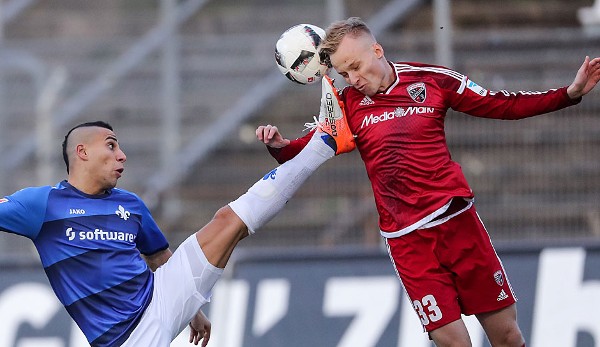 Platz 15: Florent Hadergjonaj (FC Ingolstadt), 23 Einwürfe zum Gegner