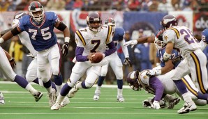 Platz 8: NFC-Wildcard-Runde, Dezember 1997, 16 Punkte: New York Giants - Minnesota Vikings 22:23. Als klarer Favorit gingen die G-Men in das Heimspiel und führten 16:0 (19:3 zur Halbzeit). Dann nahm NY den Fuß vom Gas, Randall Cunningham bestrafte sie