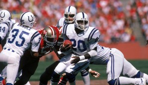 1984: In einer Nacht-und-Nebenaktion packten Eigner Howard Irsay und die Baltimore Colts ihre sieben Sachen und zogen nach Indianapolis um. Noch bevor die Stadt klagen konnte