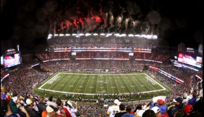 Super Bowl 50! Die Carolina Panthers treffen auf die Denver Broncos - aber nicht nur auf dem Feld im Levi's Stadium wird es hoch hergehen. Chicken Wings, Tiffany's, Werbespots, Coldplay und Verträge per Twitter: Das A-Z zum Spiel der Spiele