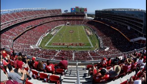 L wie Levi's Stadium: Die neue Heimstätte der San Francisco 49ers ist zum ersten Mal Austragungsort eines Super Bowls. 75.000 Fans passen rein, die teuerste Loge kostete für das Endspiel schlanke 465.000 Dollar