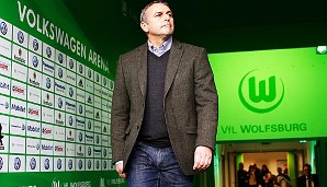 NOVEMBER: Nach 13 Jahren Werder Bremen orientiert sich Klaus Allofs um und wird mit sofortiger Wirkung Sportchef beim VfL Wolfsburg