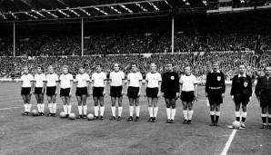 Sehr schlicht bei der WM 1966: Weiß und Schwarz.