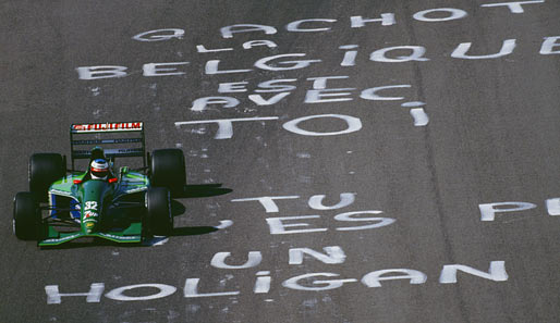 1991: Schumacher springt für Bertrand Gachot bei Jordan ein, der im Gefängnis sitzt. Die Fans unterstützen ihn trotzdem