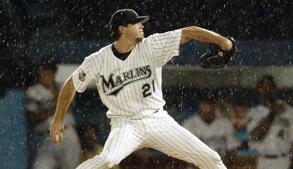 2003 - Florida Marlins (4-2 gegen New York Yankees), MVP: Pitcher Josh Beckett