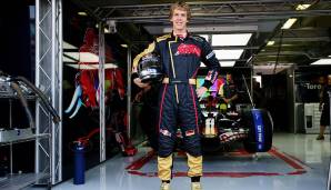 Wenig später geht's von BMW zu Toro Rosso. Beim Tochterteam von Red Bull, das Vettel schon seit Kindheitstagen fördert, steht er hoch im Kurs.