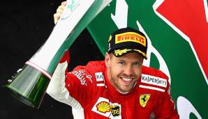 Sebastian Vettel hat sein Karriereende bekanntgegeben! Zum Ende der Saison 2022 wird der 35-Jährige der Formel 1 den Rücken kehren, um mehr Zeit mit der Familie zu verbringen. Das teilte Vettel am Donnerstag auf Instagram mit.