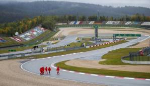 Die Fahrer begingen am Donnerstag die Strecke auf dem Nürburgring.