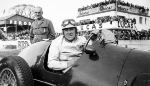 REG und TIM PARNELL: Reg fuhr zwar nur ganze sechs Rennen in der Königsklasse, später hatte er dafür sein eigenes F1-Team: Reg Parnell Racing. Nach einer routinemäßigen Blinddarm-OP verstarb er 1964 an einer Bauchfellentzündung.