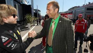 Ob Kai Ebel nach dem Großen Preis der Türkei 2011 noch auf einer St.-Patricks-Day-Party geladen war? Anders ist sein grün-goldenes Outfit samt karrierter Jacke kaum zu erklären.