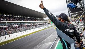 Gazzetta dello Sport: "King Lewis feiert 92 Siege und überholt Schumacher. Der Countdown ist zu Ende, es war nur noch eine Frage der Zeit. Hamiltons Siegeszug hat ihn zur Legende gemacht."