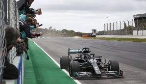 Marca: "Hamilton übertrifft Schumacher! Anfangs war das Rennen spannend, am Ende wurde es ein bequemer Sieg für Hamilton, der mit Sicherheit noch einiges vor sich hat. Hamilton streichelt schon den WM-Titel, der ist ihm nicht mehr zu nehmen."