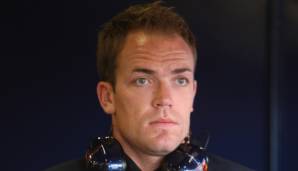 Da er auch sonst nirgends ein Cockpit bekommt, wechselt er 2007 in die Champ-Car-Serie, wo er für das Minardi Team USA an den Start geht. Nach der Auflösung der Serie noch in der Indy-Car-Series unterwegs, ehe er 2010 seine Rennsportkarriere beendet.