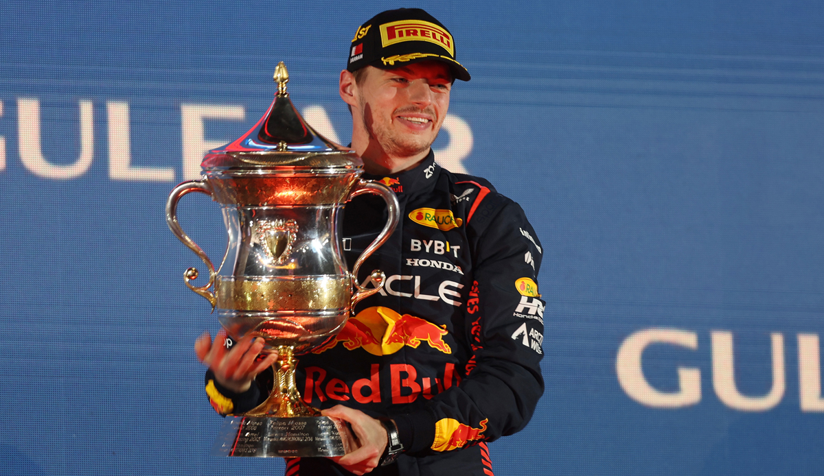 Max Verstappen hat den Saisonauftakt in Bahrain mit großem Vorsprung gewonnen.