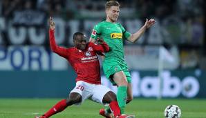 NICO ELVEDI (rechte Verteidigung, Borussia Mönchengladbach) - Wertung: 81