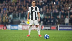 Cristiano Ronaldo hat seine ganz eigenen Anlauf-Routine bei Freistößen.