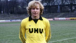 ST: MANFRED BURGSMÜLLER (1976-1983) - 158 Tore erzielte der Vollblutstürmer für den BVB und damit nur eins weniger als Rekordtorschütze Zorc. Der Unterschied: Burgsmüller brauchte dafür 252 Spiele, Zorc mit 572 Partien mehr als das Doppelte.