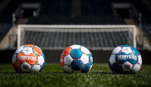 Saison 2021/2022: Derbystar nennt den Ball zur kommenden Spielzeit offiziell "Bundesliga Brillant APS" und vermeldet, dass dieser vom Design her mit dem vorherigen Spielball identisch sei, lediglich die Farbe habe sich geändert.
