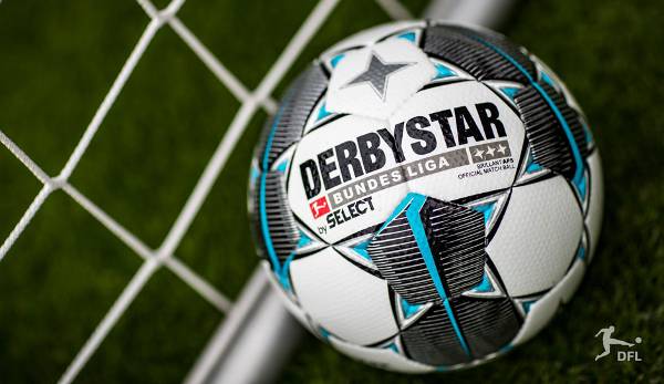 Saison 2019/2020: So sah der Spielball in der Saison 19/20 aus, für das Design für die kommende Spielzeit hat Derbystar einige Änderungen angekündigt ...