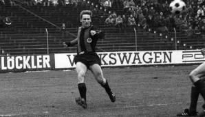 Platz 12: Walter Bechtold für Eintracht Frankfurt - 19 Jahre, 4 Monate, 8 Tage.