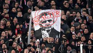 Bis zuletzt protestieren die VfB-Anhänger gegen Dietrich, fordern dessen Rücktritt oder Rauswurf. Er sei die personifizierte fehlende, sportliche Kompetenz in der Chef-Etage, die nur noch von Sponsorenvertretern geführt werde.