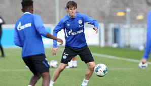Juan Miranda spielt auf Leihbasis für Schalke 04.