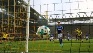 Rang 12: FC Schalke 04 - 10 Eigentore in 377 Spielen