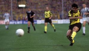GERHARD POSCHNER: Einer der vielen 9er beim BVB in der Saison 1992/93. War vier Jahre in Dortmund, wo er das UEFA-Cup-Finale erreichte und Vizemeister wurde. Später in der Karriere als bekennender NBA-Fan gerne mit der Nummer 23 auf dem Rücken.