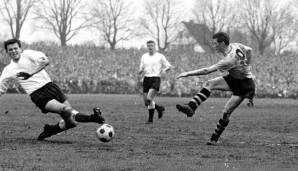 JÜRGEN SCHÜTZ: Trug 1962/63 das Trikot mit der 9 und wurde mit dem BVB Deutscher Meister. "Charlie" war dreimal Torschützenkönig der Oberliga West.