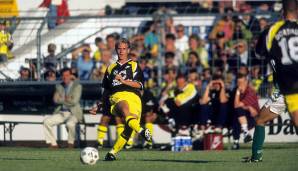 Platz 23: DENNIS VOGT - eingesetzt im Alter von 18 Jahren, 2 Monaten und 14 Tagen beim 5:4 gegen den 1. FC Kaiserslautern am 3. August 1996 - Heute: Karriereende.