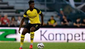 Platz 22: DAN-AXEL ZAGADOU - eingesetzt im Alter von 18 Jahren, 2 Monaten und 2 Tagen beim 6:7 gegen den FC Bayern München am 5. August 2017 - Heute: Borussia Dortmund.