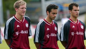 Im Sommer 2002 feierte die A-Jugend des FC Bayern die deutsche Meisterschaft. Einer davon war Bastian Schweinsteiger, der am 1. August seinen 38. Geburtstag feiert. Was aus ihm und seinen Kollegen wurde, erfahrt Ihr auf den folgenden Seiten.