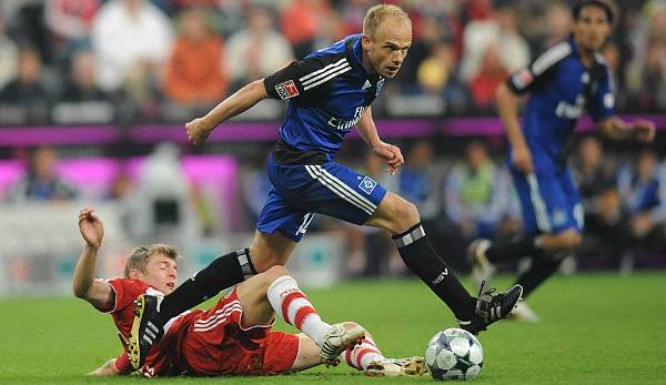 MITTELFELD – DAVID JAROLIM (344 Spiele, 19 Tore): Kam über den FC Bayern (1 Bundesligaeinsatz in vier Jahren) und Nürnberg 2003 zum HSV, wo er fast ein Jahrzehnt im Mittelfeld rackern und ackern sollte. Oft unterschätzter Teamplayer.