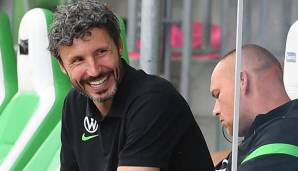 Mark van Bommel (VfL Wolfsburg) tippt den FC BAYERN MÜNCHEN als Meister: "Die Bayern haben den Titel zuletzt neunmal in Serie geholt. Sie sind immer Favorit auf die Meisterschaft."