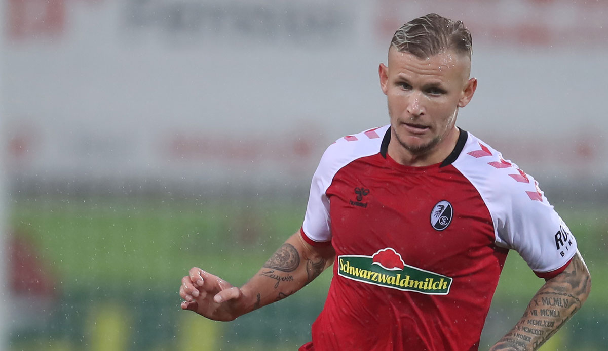 Schmid wurde 2009 von Offenburgs U19 nach Freiburg geholt. Dort debütierte er 2011 für die Profis. 2015 erfolgte dann der Wechsel zur TSG Hoffenheim, ehe der Franzose 2019 aus Augsburg für vier Millionen Euro zurückkehrte.