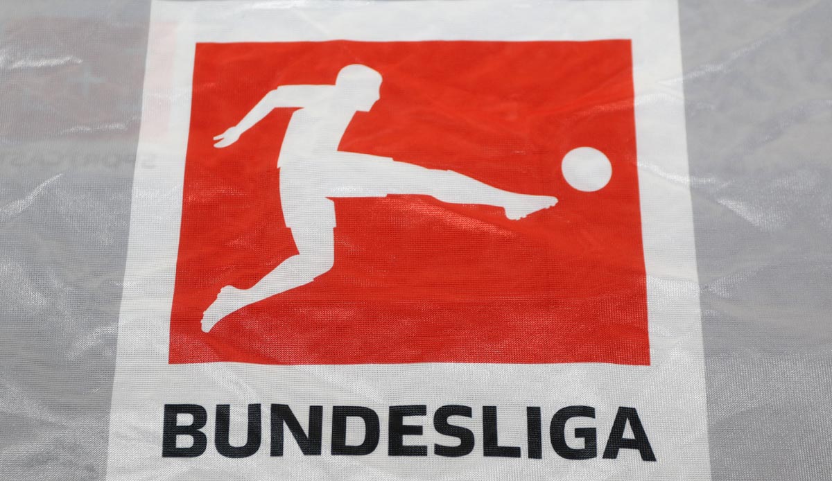 Wir zeigen die fixen Transfers der 18 Bundesligisten für die kommende Bundesliga-Saison 2022/23 (alle bestätigten Zugänge und Abgänge - Stand: 29. Juni - Neuzugänge aus der eigenen Jugend ausgenommen).