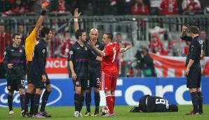 21. April 2010, Champions-League-Halbfinale 2010 gegen Lyon. In der 37. Minute hält Ribery im Zweikampf gegen Lopez übel drauf und sieht Rot. Bayern erreicht das Finale, doch Ribery muss zusehen, wie Inter Mailand den Münchnern den Titel wegschnappt.