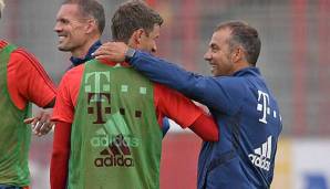 Kennen und schätzen sich nach gemeinsamen Zeiten bei der deutschen Nationalmannschaft: Hansi Flick und Thomas Müller.