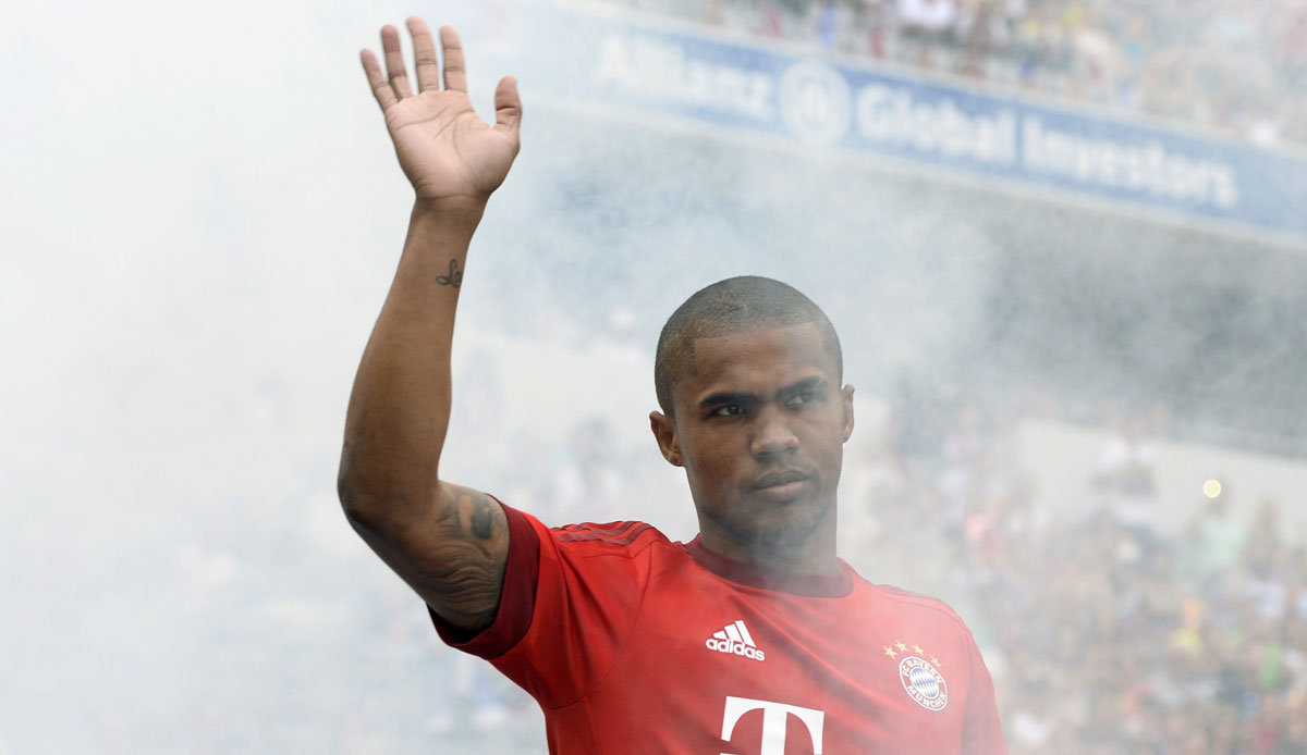 Ein halbes Jahr später wechselte der brasilianische Flügelstürmer für 30 Millionen Euro nach München. In der offiziellen Pressemitteilung des FC Bayern wurde explizit auf seine Leistung gegen die Münchner eingegangen.