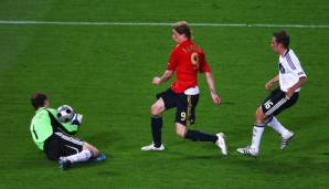 Bastian Schweinsteiger, Philipp Lahm und Lukas Podolski waren die bekanntesten deutschen Gesichter. Sie standen auch im EM-Finale gegen Spanien (0:1) auf dem Platz. Auch beim DFB waren die Ergebnisse in dieser Zeit durchwachsen.