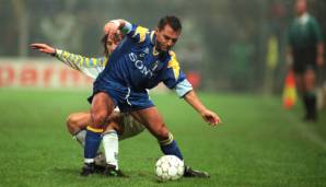 Angelo Di Livio. Ersetzte ab der 57. Minute Paulo Sousa. War zeit seiner Karriere die Inkarnation des nimmermüden und verlässlichen Teamplayers. Hängte nach sechs Jahren Juve noch sechs Jahre in Florenz dran. Finalist mit Italien bei der EM 2000.