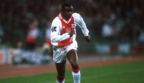 Der blitzschnelle Finidi George (r.) war absoluter Stammspieler in der Saison 1994/95. Der damals 24-Jährige erzielte den Treffer zum 2:1 im Halbfinale gegen die Bayern. Verließ die Niederlande 1996 in Richtung Spanien.