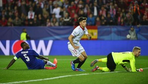 Zweimal Resignation und einmal Jubel macht das 2:0 für Sevilla