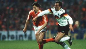 Platz 10: Jürgen Kohler - Der Welt- und Europameister machte 105 Spiele für Deutschland. Im Zeitraum von 1986 bis 1998 erziehlte Kohler zwei Tore für die Nationalmannschaft.