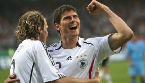 Mario Gomez (damals VfB Stuttgart) - 2 Spiele fürs Team 2006 (1 Tor) - 68 Spiele für die A-Nationalmannschaft (29 Tore)